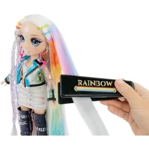 Boneca com acessório Mga Rainbow Hair image-1