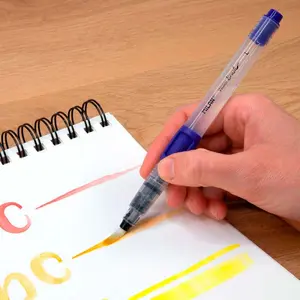 Box of 3 children's brushes with refillable reservoir Milan Agua image-4