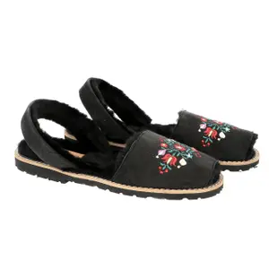 Nordic embroidery sandals for girls Minorquines Avarca image-2