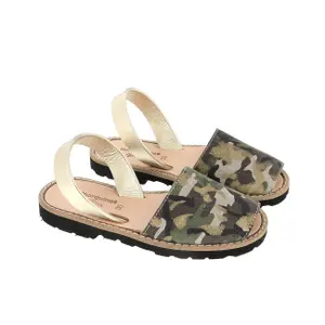 Camouflage baby girl sandals Minorquines Avarca image-1