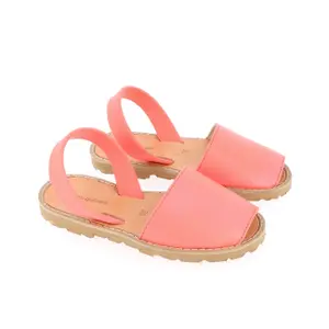 Baby girl leather sandals Minorquines Avarca image-1