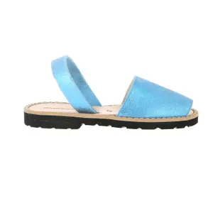 Baby girl sandals Minorquines Avarca Magic image-0