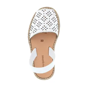 Leather perforated flower sandals for baby girl Minorquines Avarca image-1