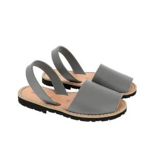 Baby girl leather sandals Minorquines Avarca image-2
