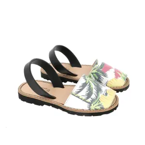 Tropical leather sandals for baby girls Minorquines Avarca image-2