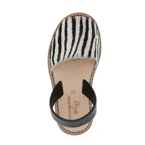 Baby girl zebra leather sandals Minorquines Avarca image-1