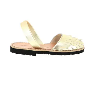 Baby girl sandals Minorquines Avarca Sirena image-0