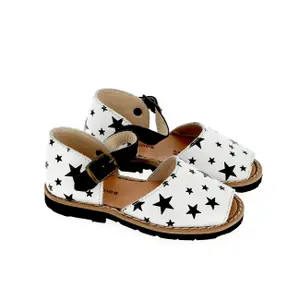 Leather star buckle sandals for baby girls Minorquines Frailera image-1