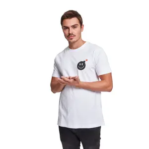 T-shirt Mister Tee Face Bomb image-0