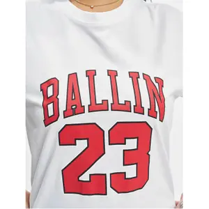 T-shirt femme Mister Tee Ballin 23 image-4