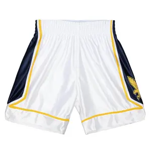 ashr4491-mau02pppwhit-shorts-marquette-university-ncaa-2002-weiss