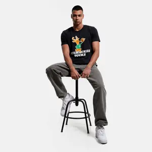 T-shirt Milwaukee Bucks NBA Team Logo image-1