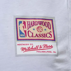 T-shirt avec logo de l'équipe Boston Celtics image-4