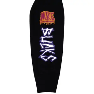 Sudadera con capucha y pegatina Milwaukee Bucks image-1