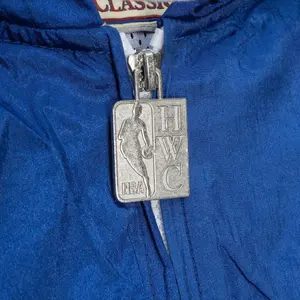 Waterproof jacket New York Knicks Undeniable image-3