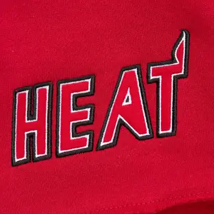 Short en polaire avec logo vintage Miami Heat Postgame image-2