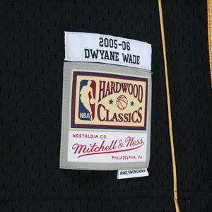 product/m/i/mitchell-ness_smjylf19009-mheblck05dwa_black_4.jpg
