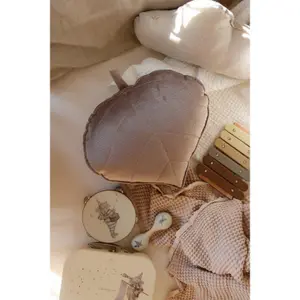 Velvet leaf pillow Moi Mili Dark Beige image-2