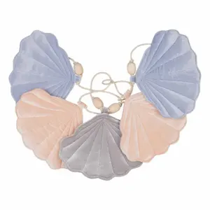 Samtgirlande mit Muscheln Moi Mili Blue Pearl image-0