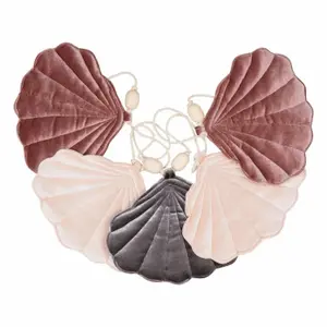 Velvet garland with shells Moi Mili Cosmic Pearl image-0