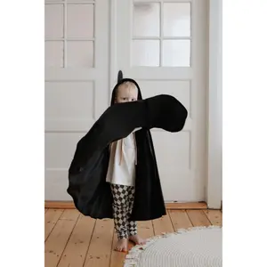 Magic cape for children Moi Mili "Le petit chaperon noir" image-2