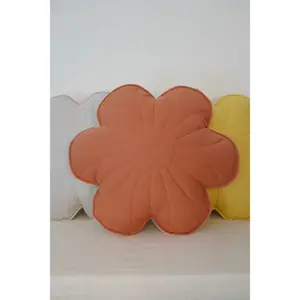 Coussin en velours fleuri Moi Mili Papaya image-0