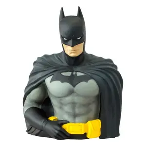 Collectible figurine Monogram International DC Comics Batman image-0