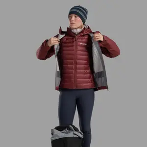 Women's Puffer jacket Montane Anti Freeze image-3