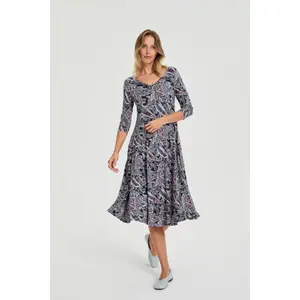 Women's dress Moodo image-1