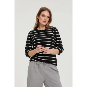 Women's long sleeve T-shirt Moodo L-TS-4905 image-1