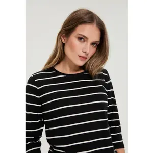 Women's long sleeve T-shirt Moodo L-TS-4905 image-2