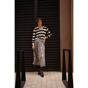 Jupe femme Moodo Z-SC-4804 image-3