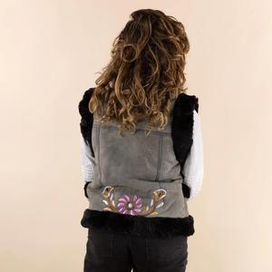 Dámský bezrukávový cardigan Moonrise Afghan Adina image-1