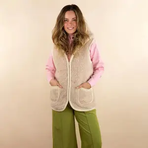 Chaleco con capucha para mujer Moonrise Lah image-1