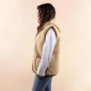 Chaleco con capucha para mujer Moonrise image-3