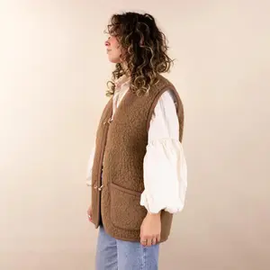 Women's sleeveless button fleece Moonrise image-2