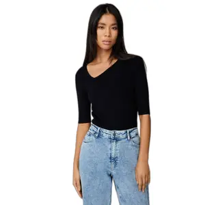 T-shirt de mulher Moss Copenhagen Alvina image-1