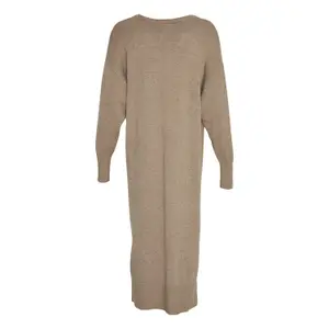 Vestido con cuello de pico Moss Copenhagen Hermine Rachelle image-1