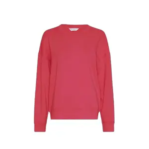 18280-16024-sweatshirt-femme-moss-copenhagen-ima-q-red