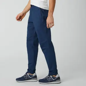 Jogging Trousers New Balance athletics woven image-1