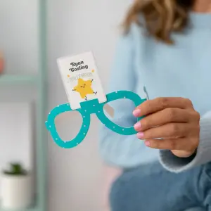 Card game - who am I Mr. Wonderful image-1