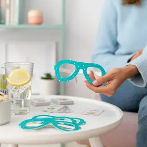 Card game - who am I Mr. Wonderful image-2