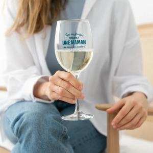 Wine glass - dry or fruity, a toast to a successful mother Mr. Wonderful image-2