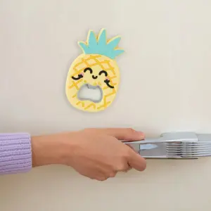Flaschenöffner für Flaschen, die mit Dingen zum Feiern gefüllt sind Mr. Wonderful Ananas image-3