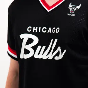 T-shirt Collo V Chicago Bulls image-5