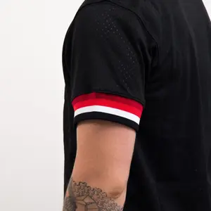 T-shirt Collo V Chicago Bulls image-4