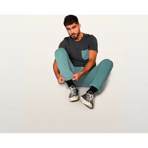 Camiseta con bolsillo monocromática Snap Climbing image-2