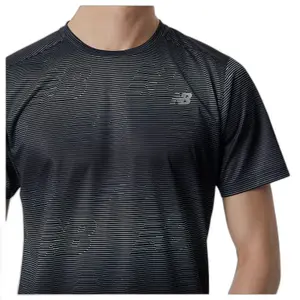 T-shirt New Balance printed accelerate image-2
