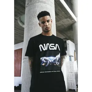 T-shirt Mister Tee atronaut hand image-6