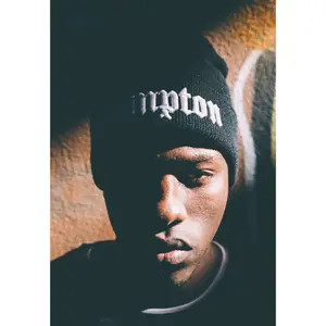 Cap Mister Tee compton image-1